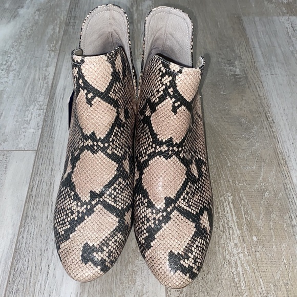 Steve Madden Booties - Picture 7 of 7